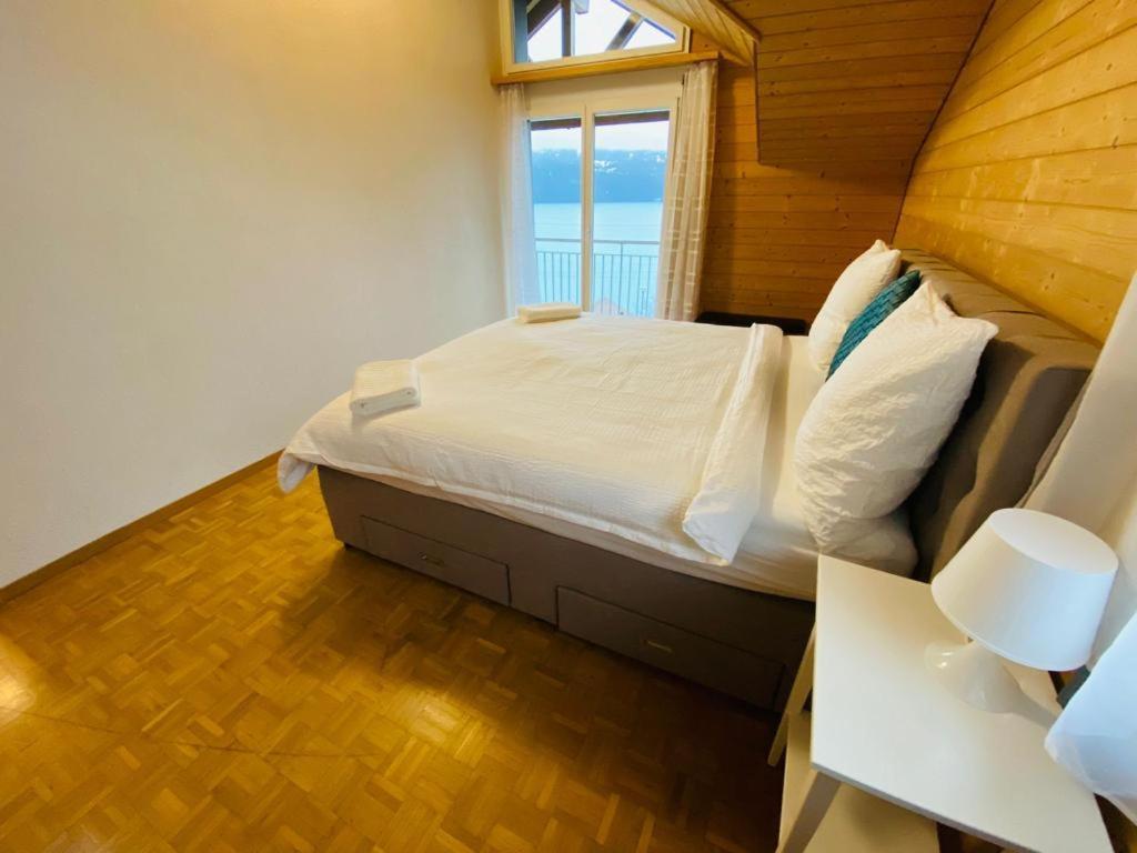 Lake View Residence Niederried bei Interlaken Buitenkant foto